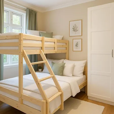 شقة & Quiet By Bryggen - Norwegians Minimum Age 25 *